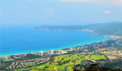 炒虾仁是芹菜怎么炒好吃（虾仁炒芹菜视频）